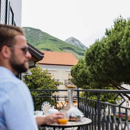 Golden Eagle Gæstehus