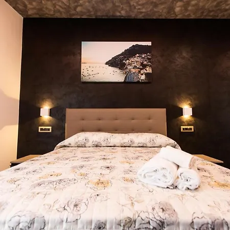 Golden Eagle بيت ضيافة 3*