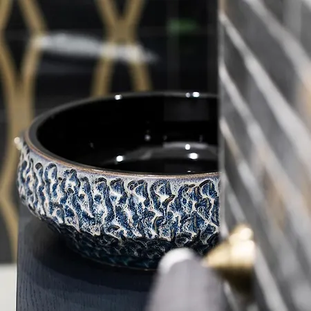 Golden Eagle بيت ضيافة